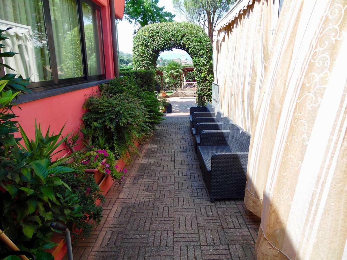 Al Borgo Bed & Breakfast Lucca Eksteriør bilde
